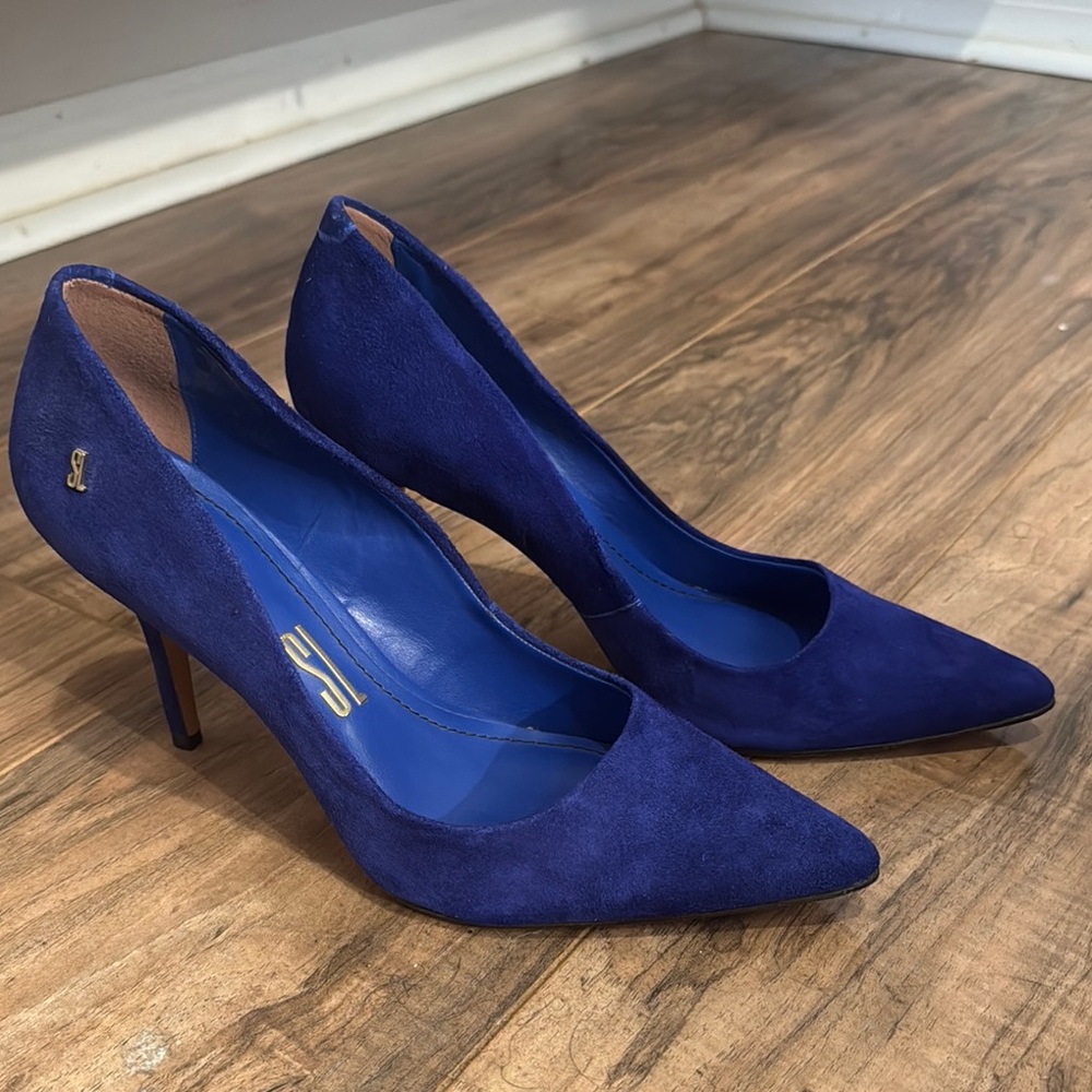 Royal Blue Stiletto Heels with Pointed Toe and Suede Texture